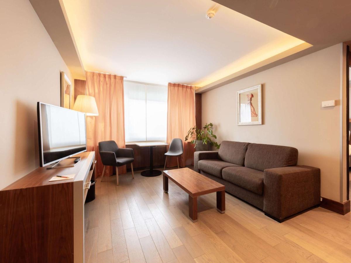Sofitel Lyon Bellecour Hotel Luaran gambar A living room